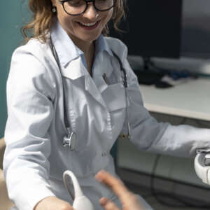 gynecologist-performing-ultrasound-consultation (1)